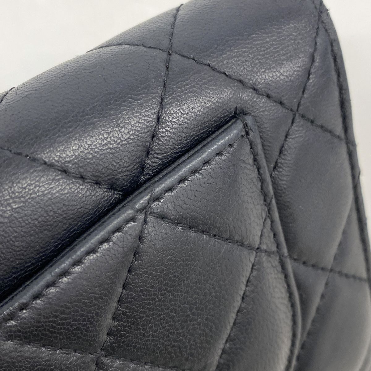 Chanel Wallet Quilted Lambskin Black Silver — view 6