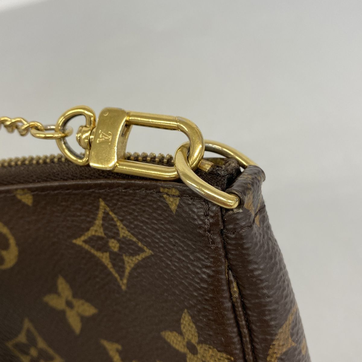 Louis Vuitton Pouch Monogram Mini Pochette Accessoires Brown — view 7