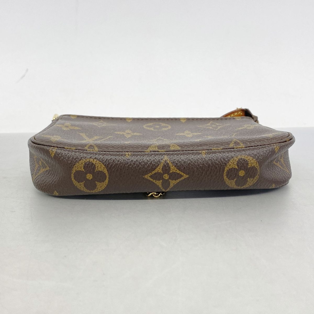 Louis Vuitton Pouch Monogram Mini Pochette Accessoires Brown — view 3