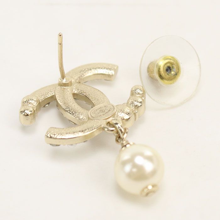 Chanel Rhinestone Pearl CC Logo Earrings Metal — view 4