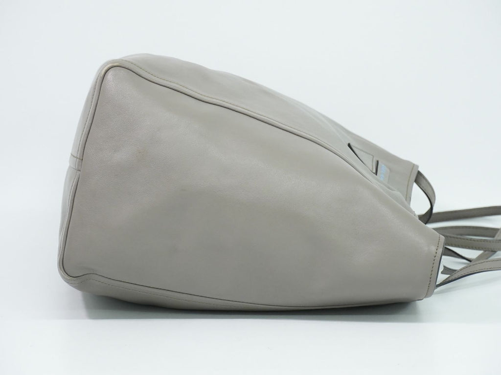 Prada Concept Shoulder Bag Tote Leather Gray — view 4