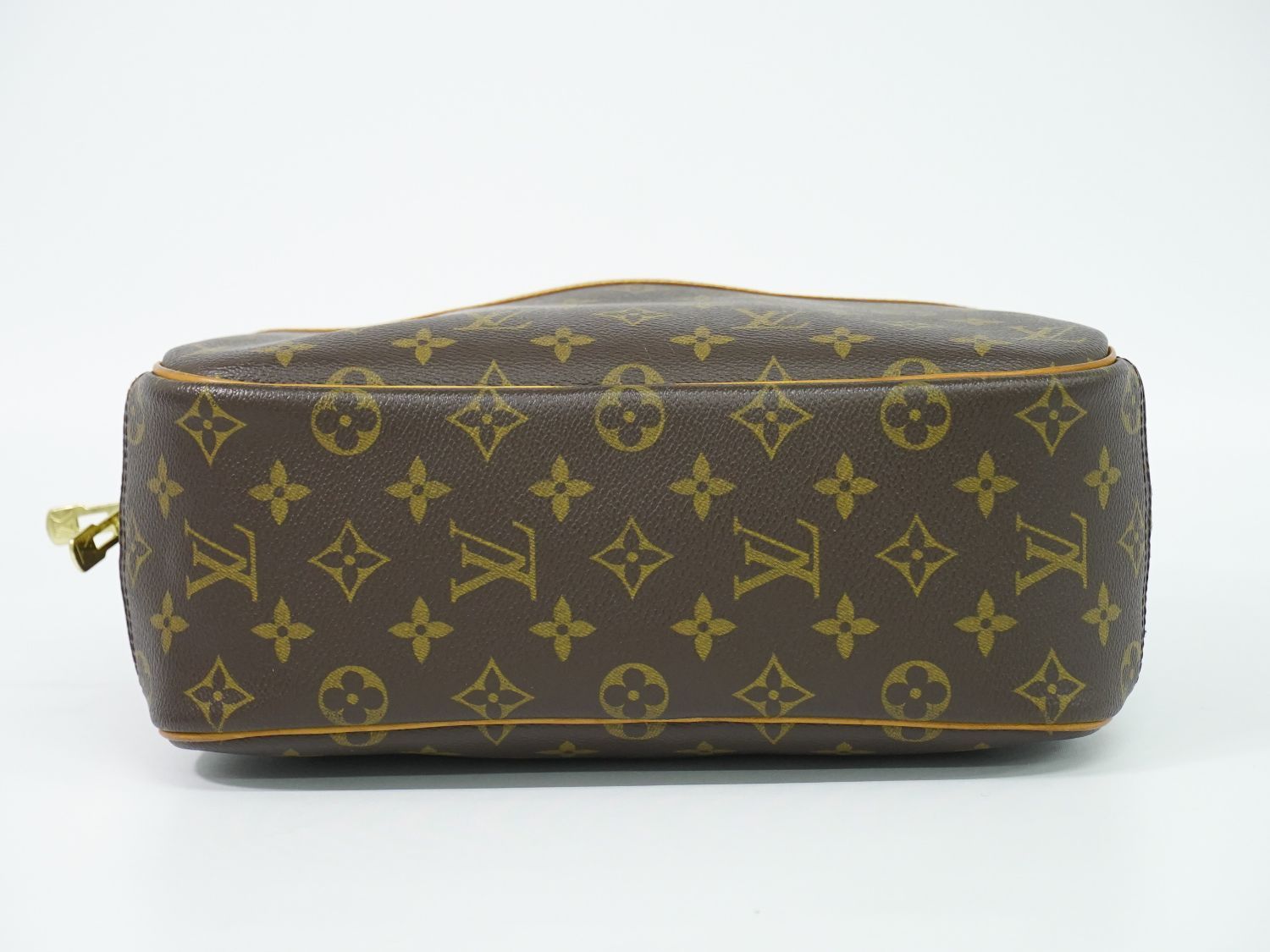 Louis Vuitton LV Trouville Monogram Handbag Brown Bag — view 3