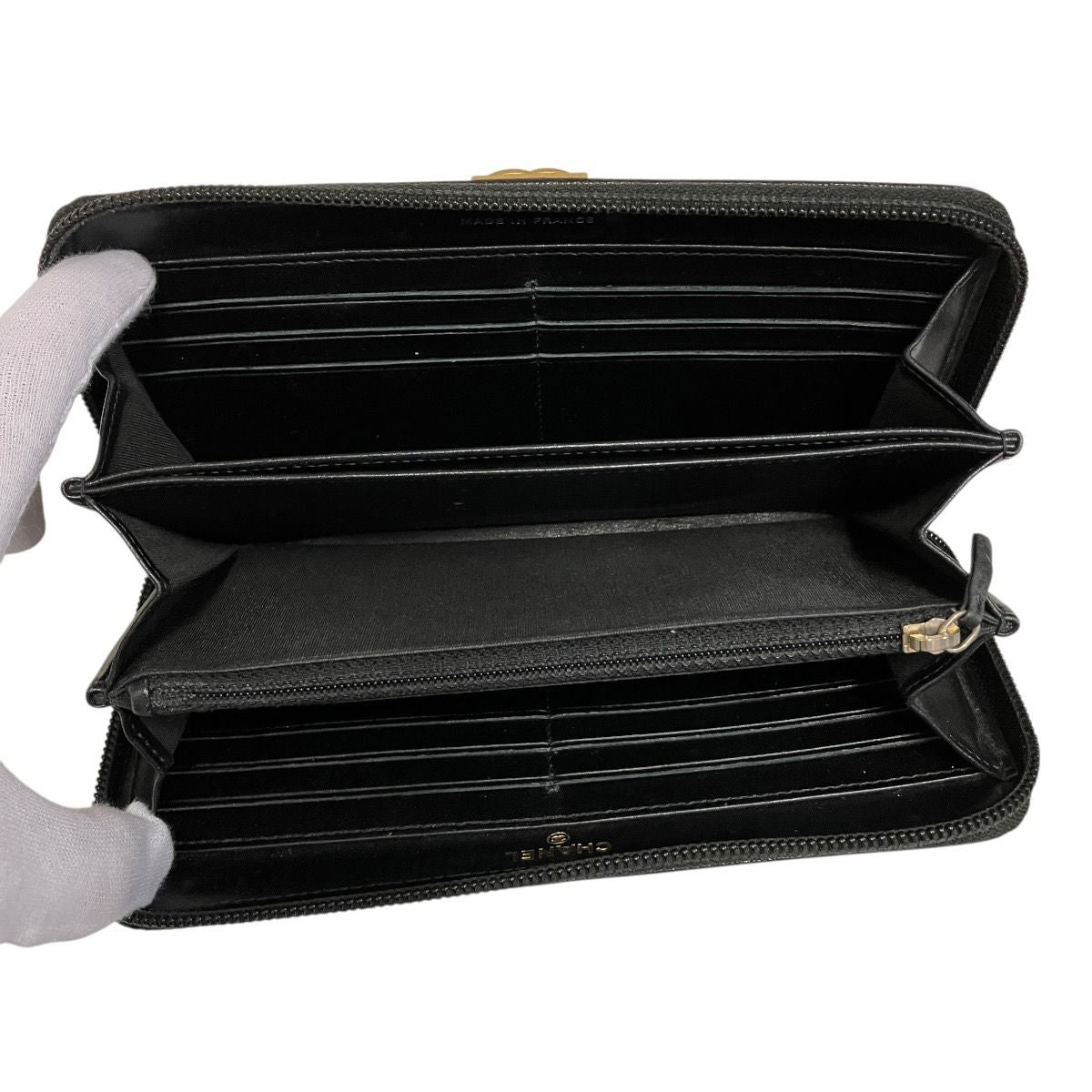 Chanel Zip Around Boy Wallet Caviar Leather — view 3