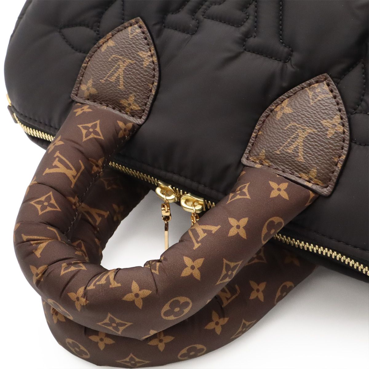 Louis Vuitton LV Pillow Capsule Collection Speedy Bandouliere 25 2-Way — view 4