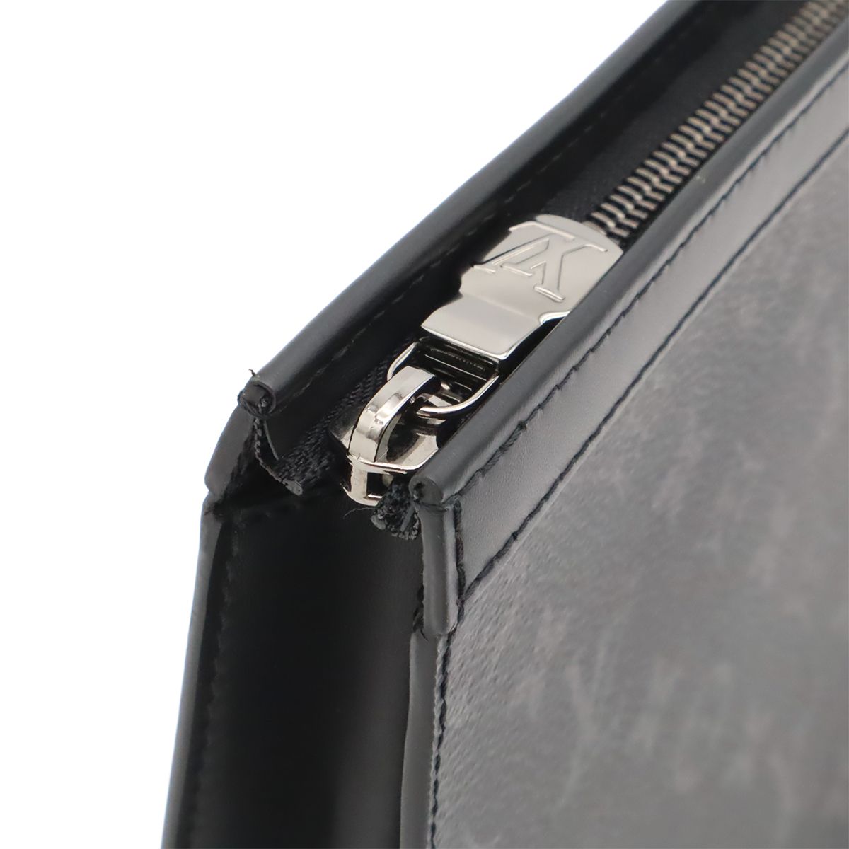 Louis Vuitton Monogram Eclipse Pochette Voyage MM Clutch — view 4