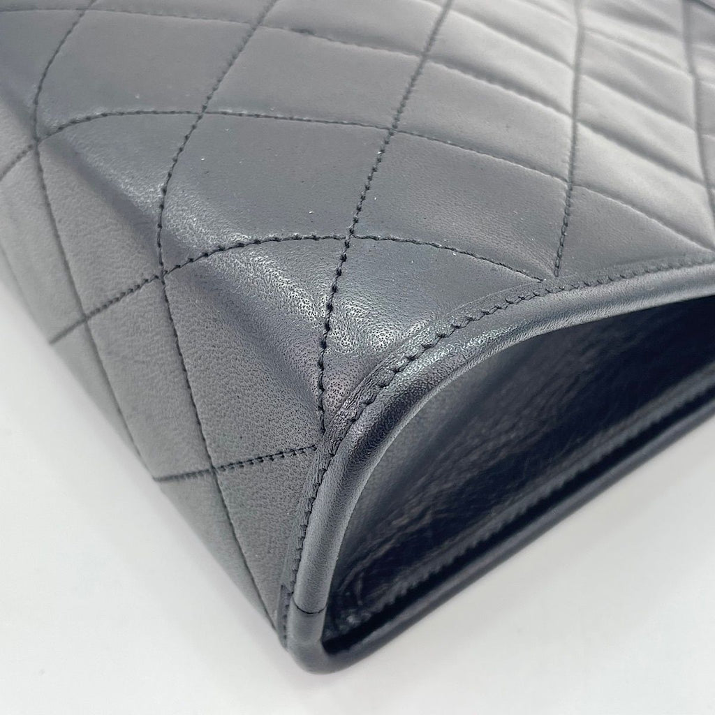 Chanel Clutch Quilted Black — view 8