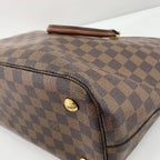 Louis Vuitton Handbag Belmont — view 6