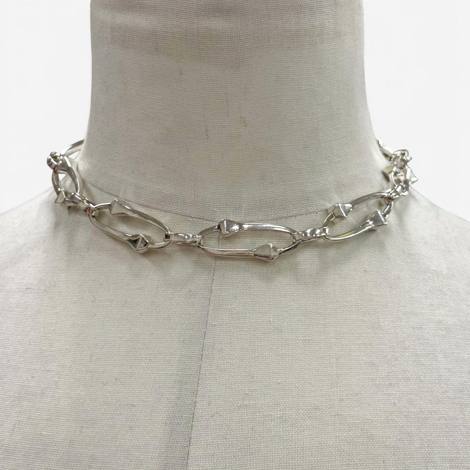 Gucci Chiodo Intertwined Chain Necklace Silver — view 2