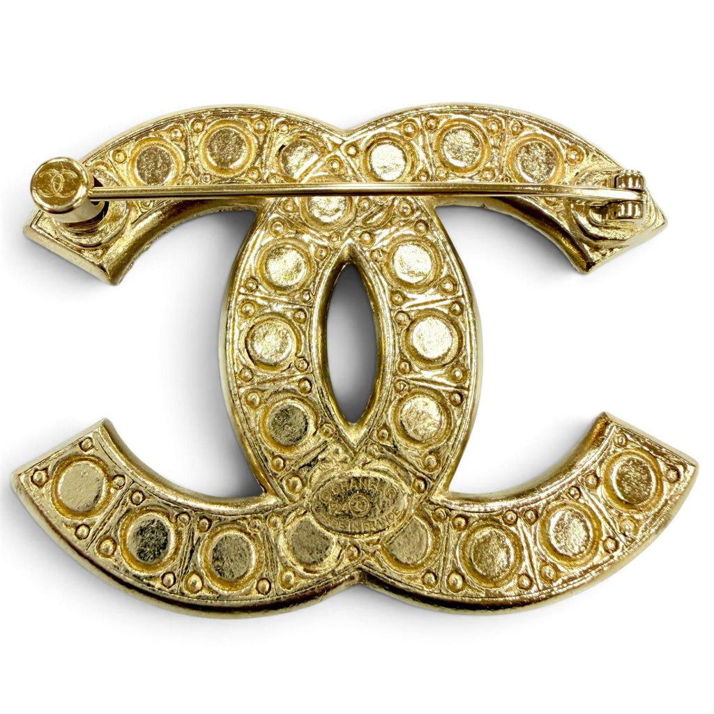 Chanel Metal CC Logo Faux Pearl Brooch Gold — view 3