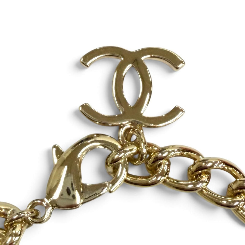 Chanel Logo Design CC Chain Bracelet Gold — view 4