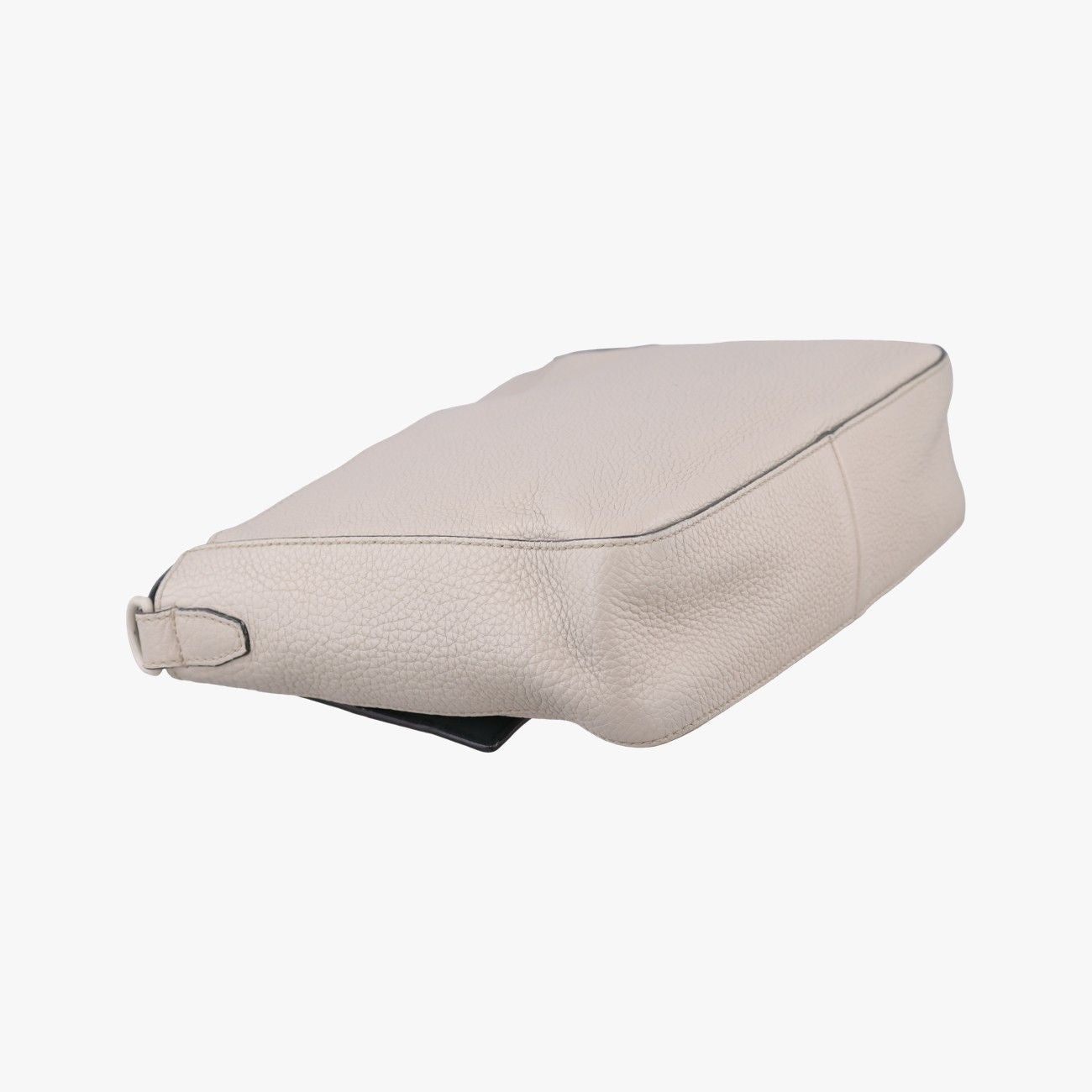 Fendi Mamma Bucket Gray Leather — view 7