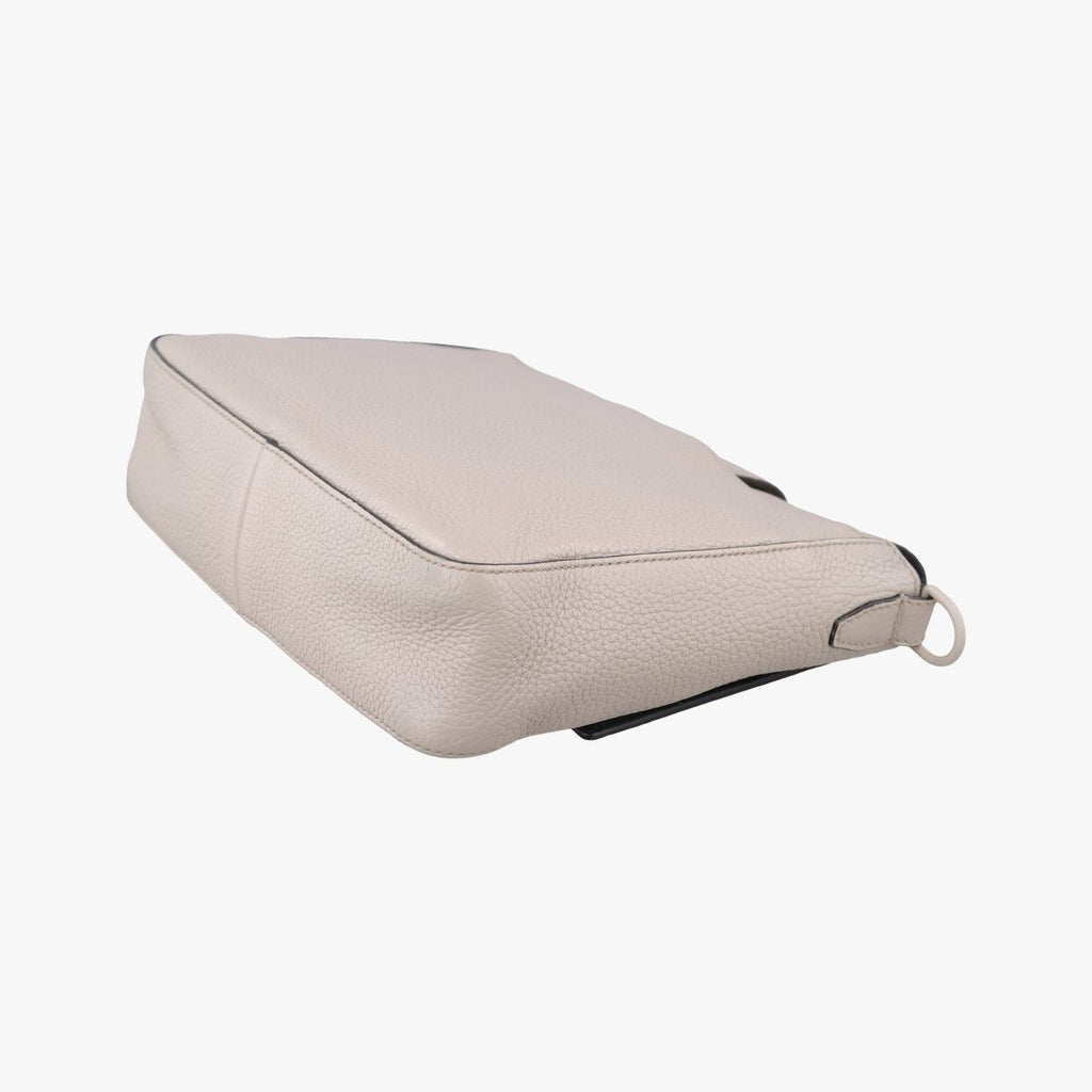 Fendi Mamma Bucket Gray Leather — view 6