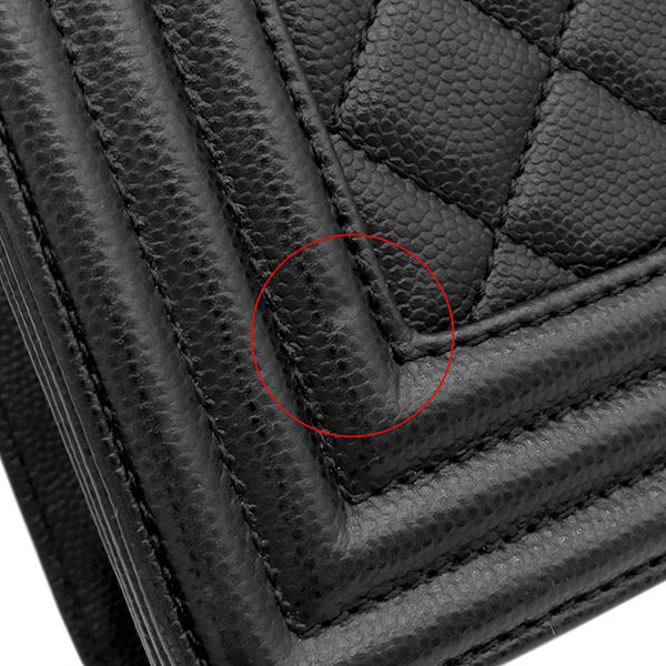 Chanel Shoulder Bag Boy 25 Caviar Leather Black Silver Chain — view 6