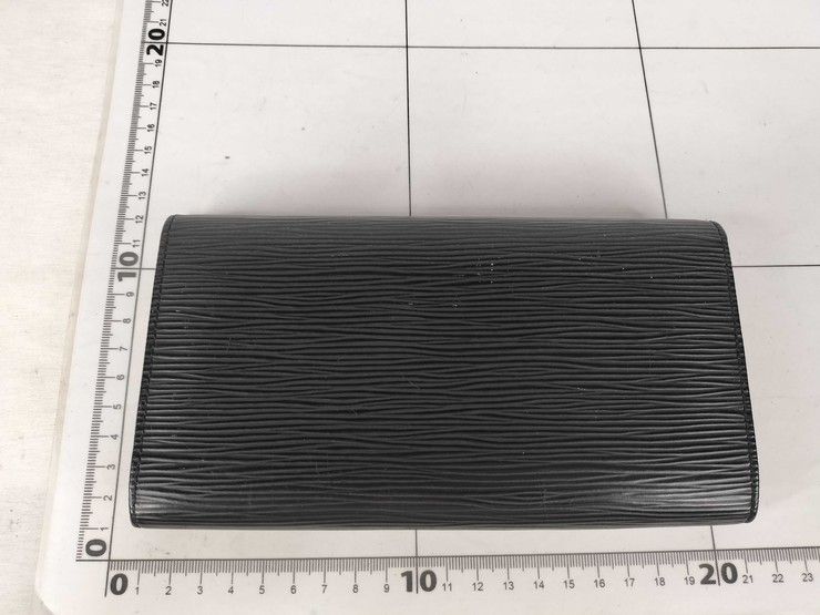 Louis Vuitton Wallet Porte Monnaie Credit Black Epi Bifold Gold — view 2