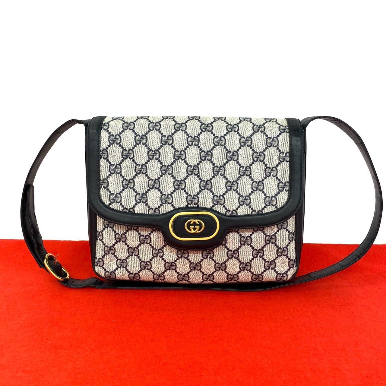 Gucci Vintage GG Logo Pattern Leather Shoulder Bag Pochette Navy