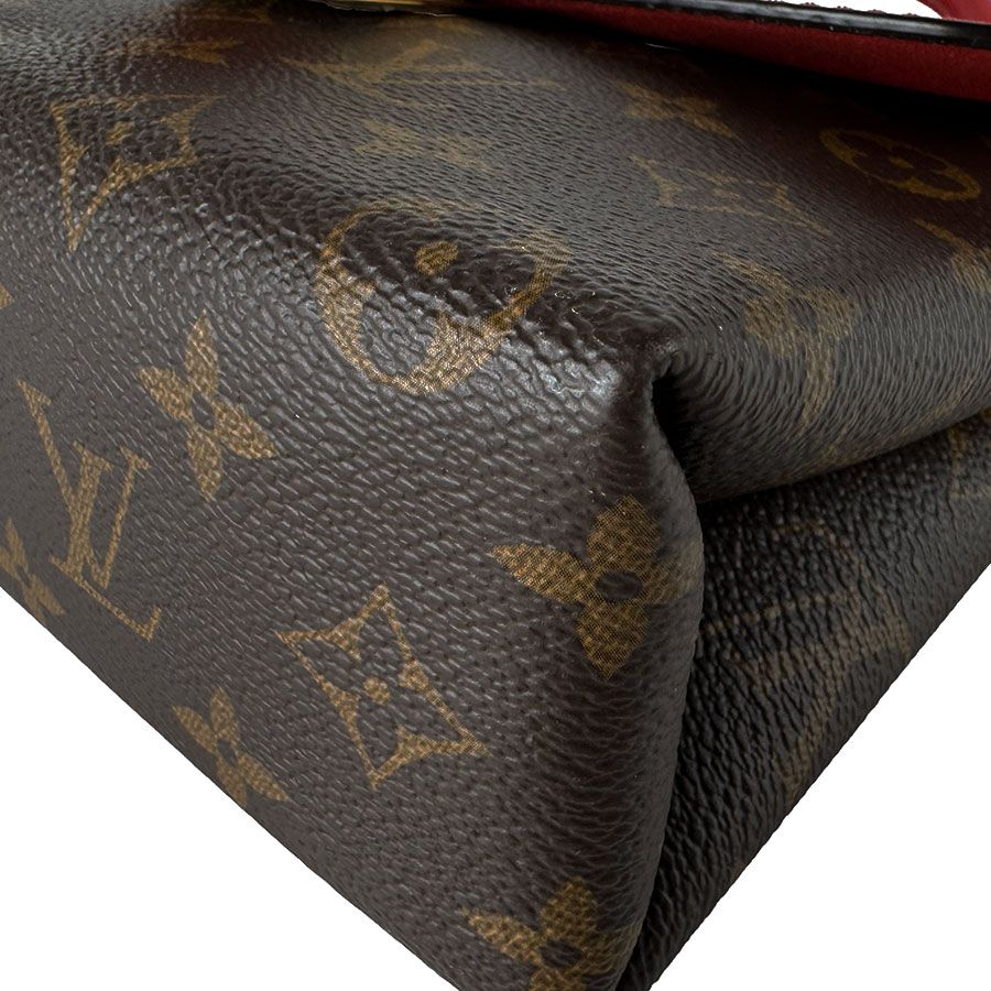 Louis Vuitton Shoulder Bag Locky BB — view 8
