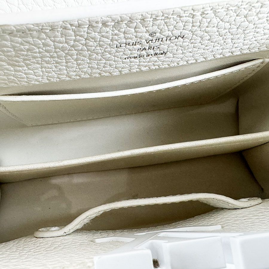 Louis Vuitton Shoulder Bag Capucines Mini — view 5
