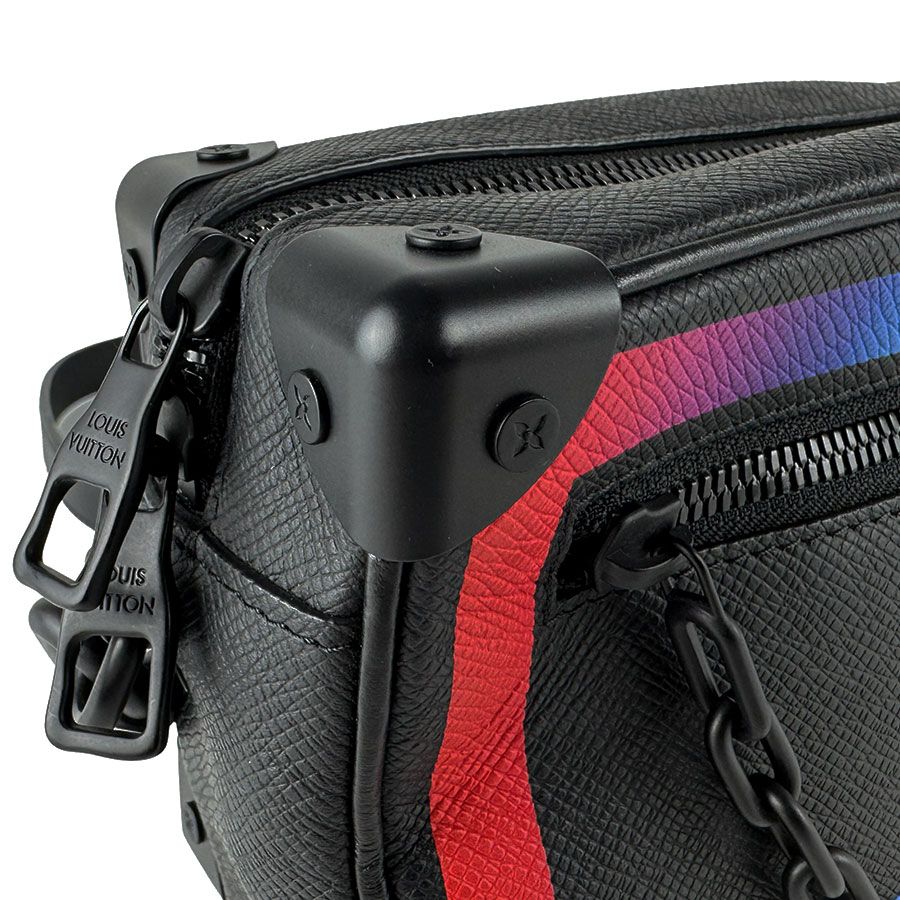 Louis Vuitton Shoulder Bag Mini Soft Trunk — view 7