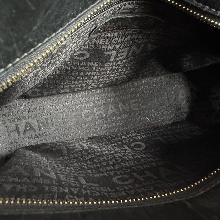Chanel Handbag Black — view 5