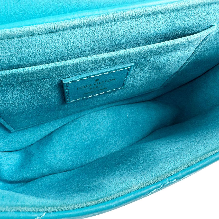Louis Vuitton Shoulder Bag New Wave Chain — view 5