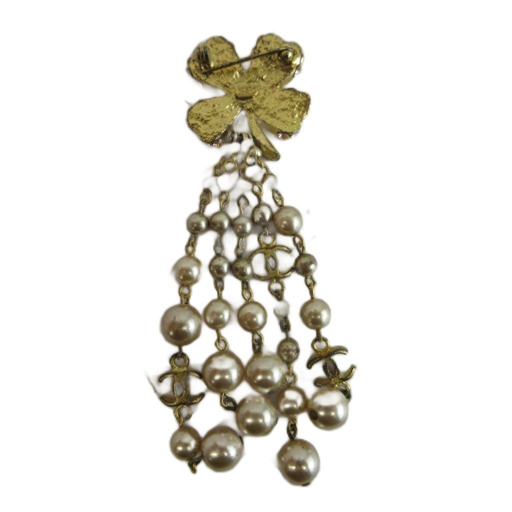 Chanel Brooch CC Logo Clover Faux Pearl Chain Fringe Gold Color — view 2