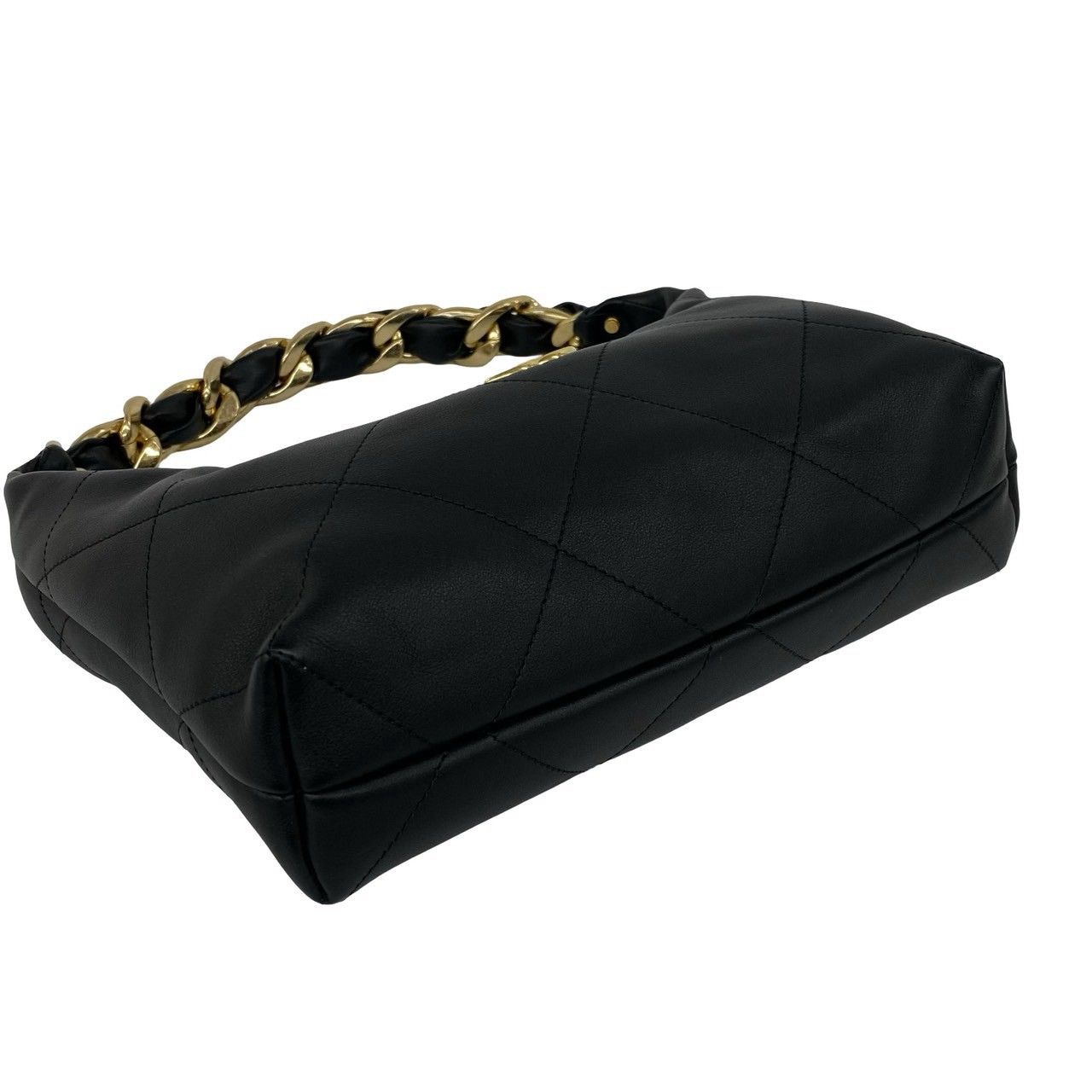 Chanel Hobo CC Logo Leather Shoulder Bag Black — view 7