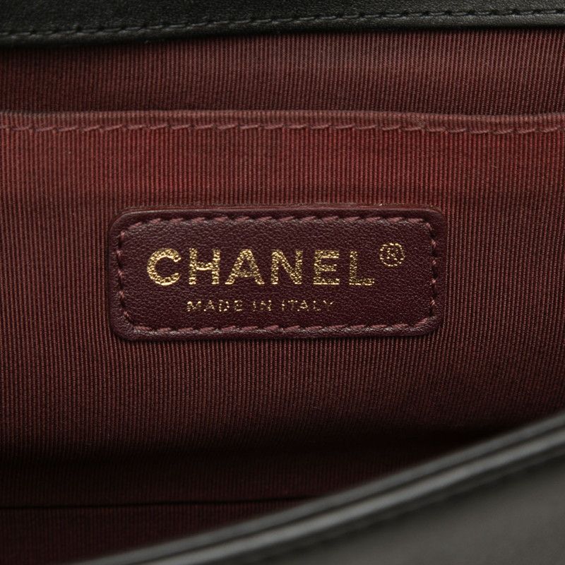 Chanel 25 V-stitch Chevron Chain Shoulder Bag Crossbody Black Gold Caviar — view 8