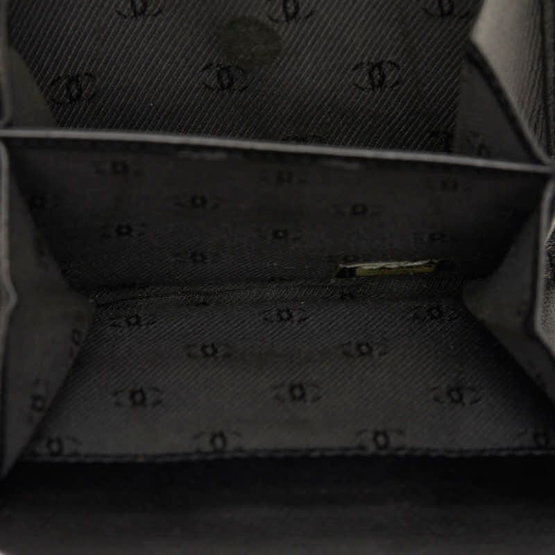 Chanel CC Logo Bifold Wallet Black Gold Leather — view 7