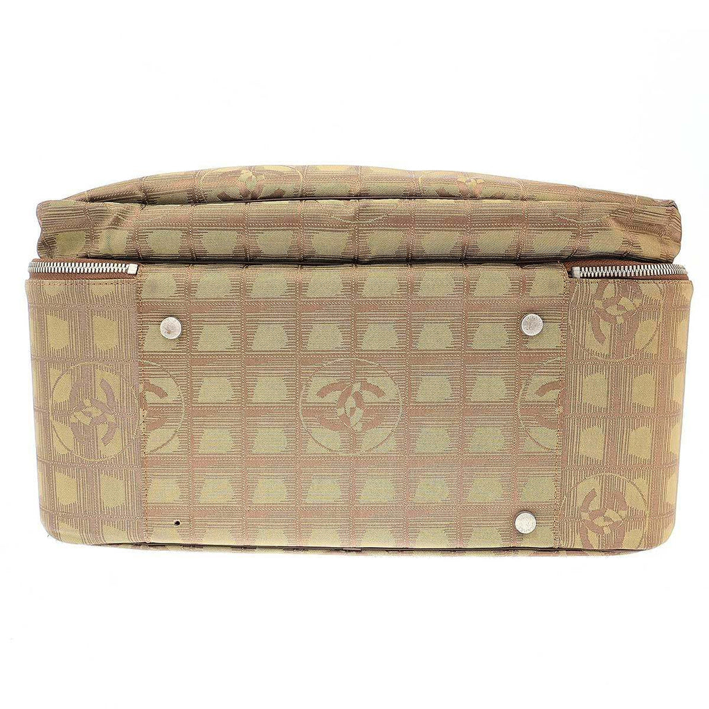 Chanel New Travel Line CC Logo Shoulder Boston Bag Khaki — view 4