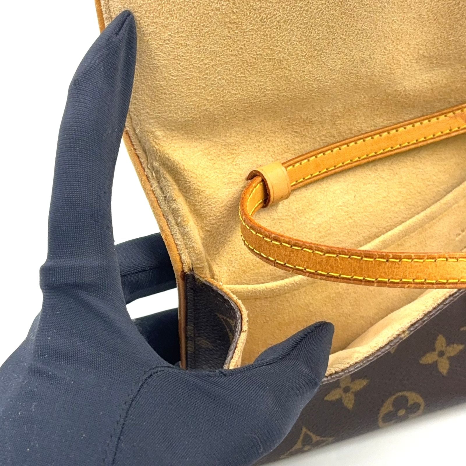 Louis Vuitton Pochette Twin GM Monogram Leather Brown Light Shoulder Bag Gold — view 8