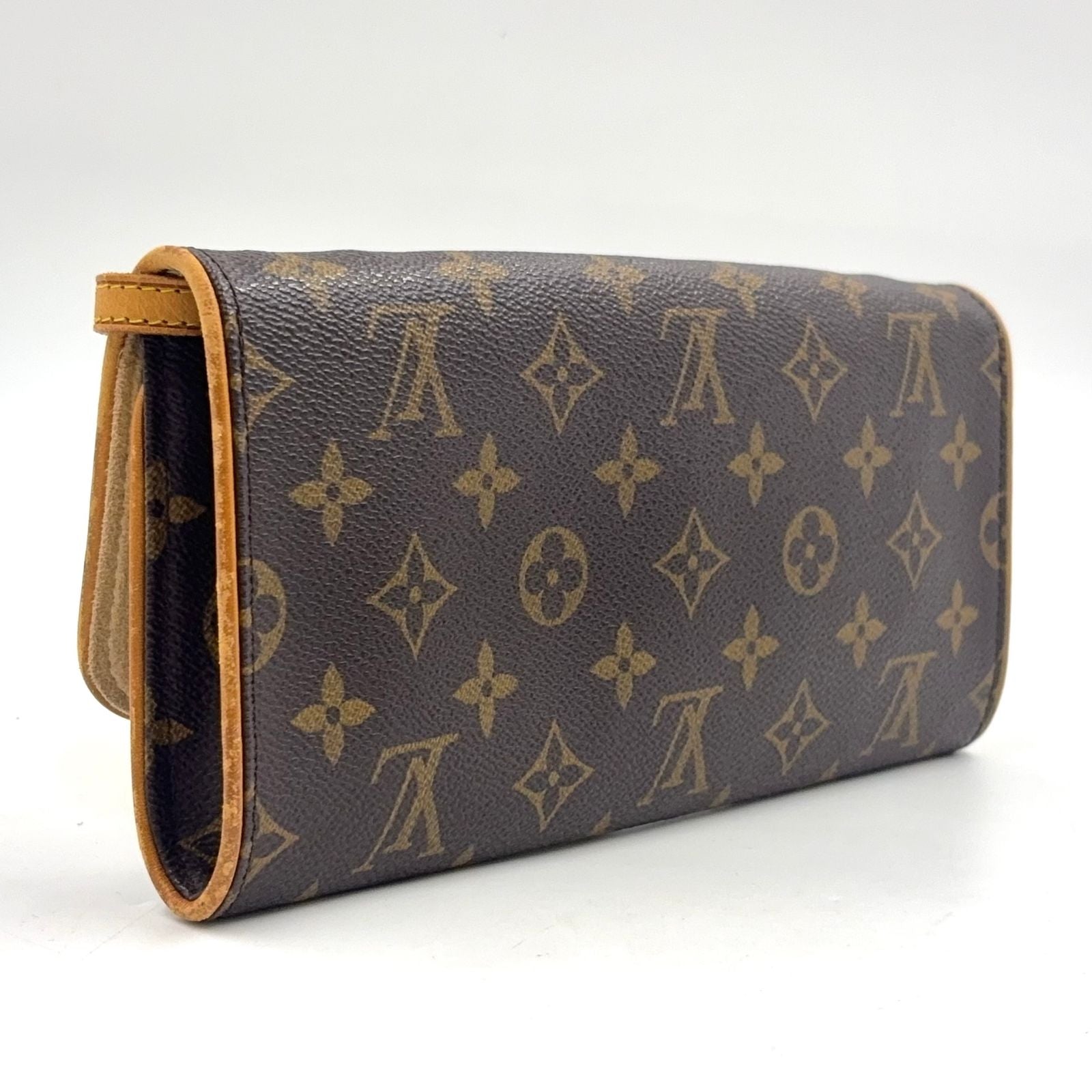 Louis Vuitton Pochette Twin GM Monogram Leather Brown Light Shoulder Bag Gold — view 2