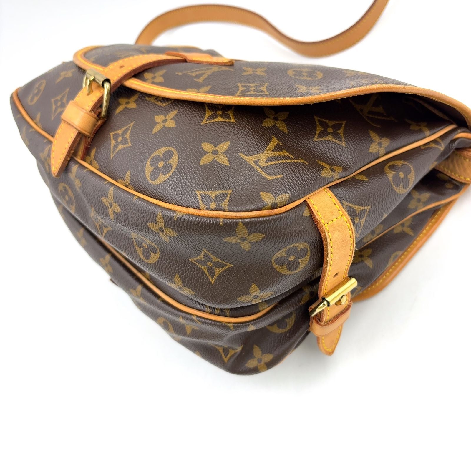 Louis Vuitton Saumur 30 Monogram Leather Brown Light Shoulder Bag Gold — view 7