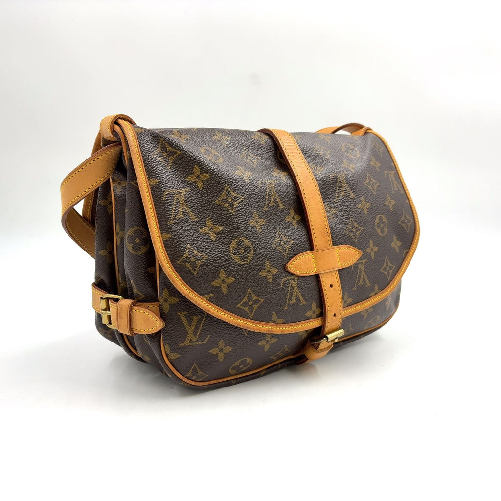 Louis Vuitton Saumur 30 Monogram Leather Brown Light Shoulder Bag Gold — view 2