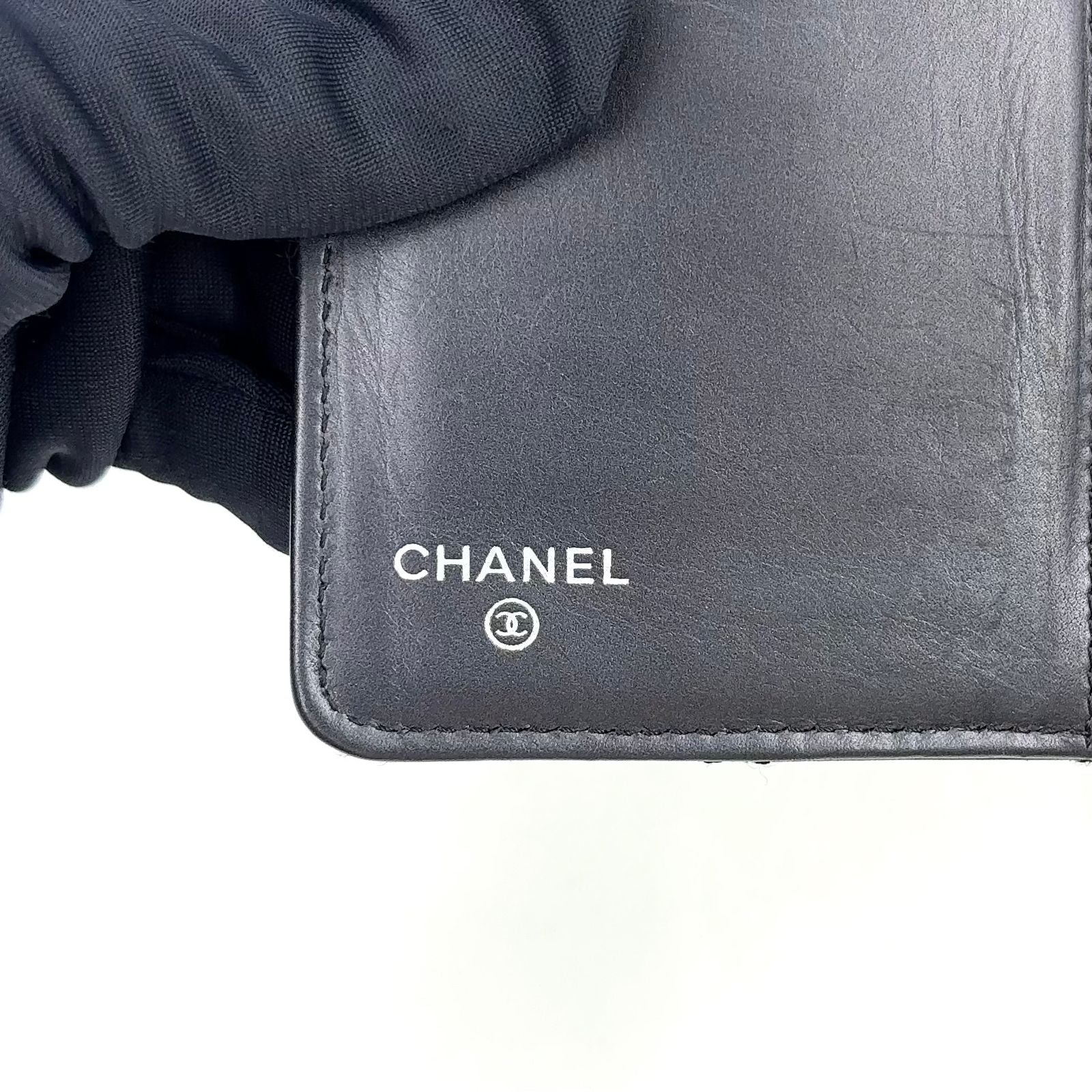 Chanel Quilted Lambskin Black Bifold Wallet Silver — view 4