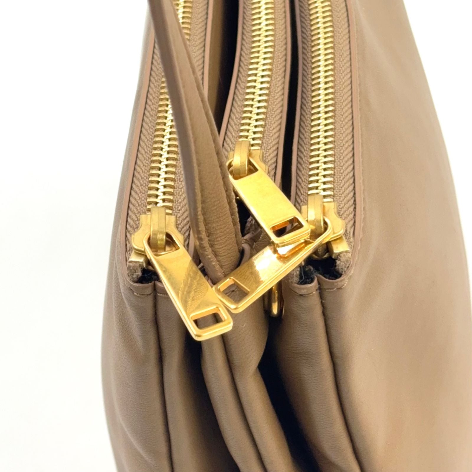 Celine Trio Lambskin Beige Shoulder Bag Gold — view 8
