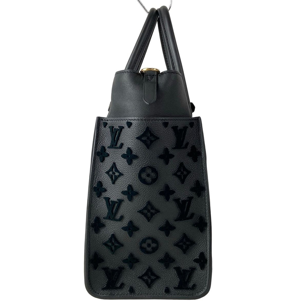 Louis Vuitton Tote Bag Monogram Tufting on My Side MM Noir Leather Cowhide — view 4