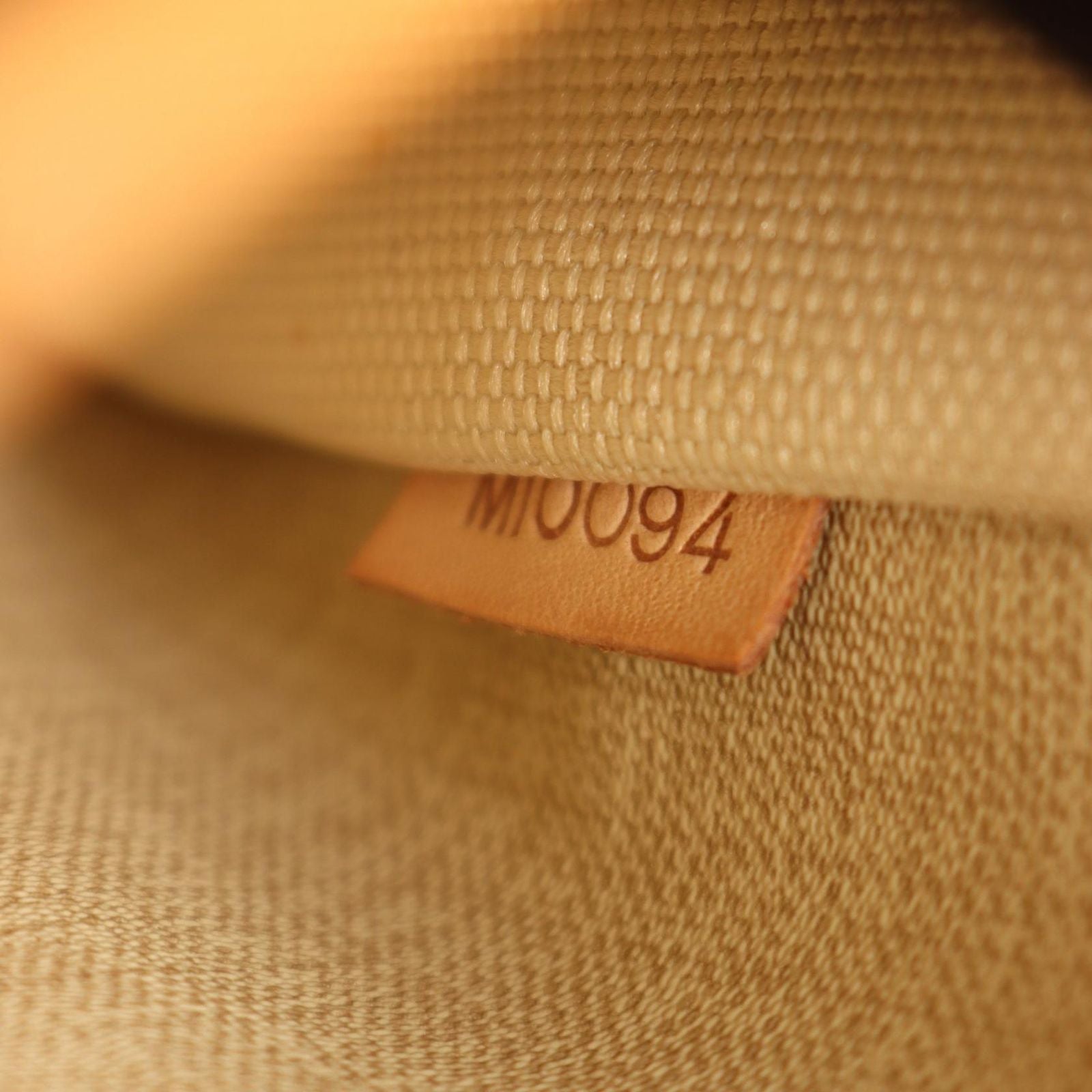 Louis Vuitton Handbag Trouville Monogram Leather — view 5