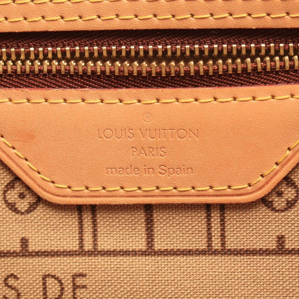 Louis Vuitton Tote Bag Neverfull MM Monogram Leather — view 4