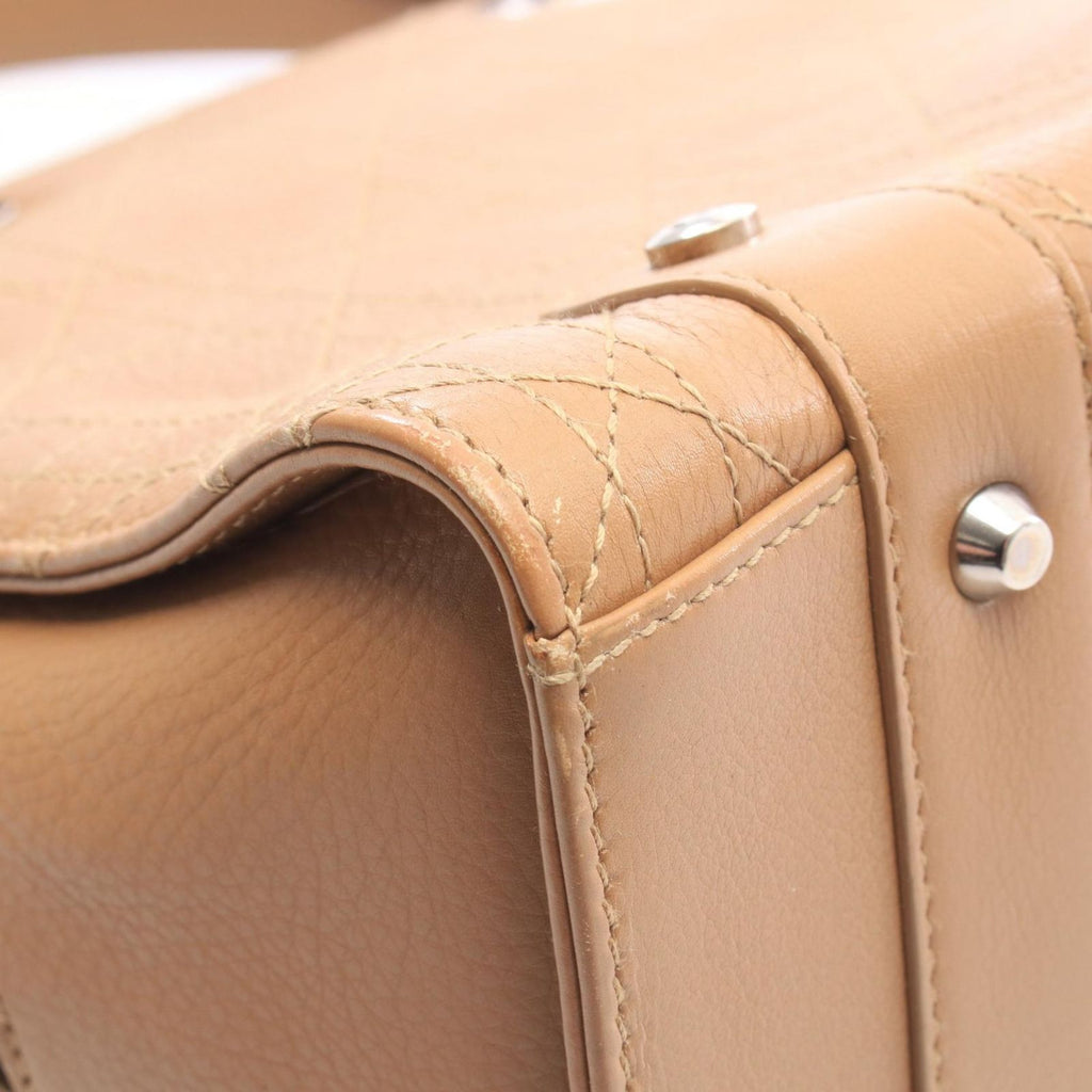 Dior Handbag Cannage Beige Lady Dior Tote Medium — view 7