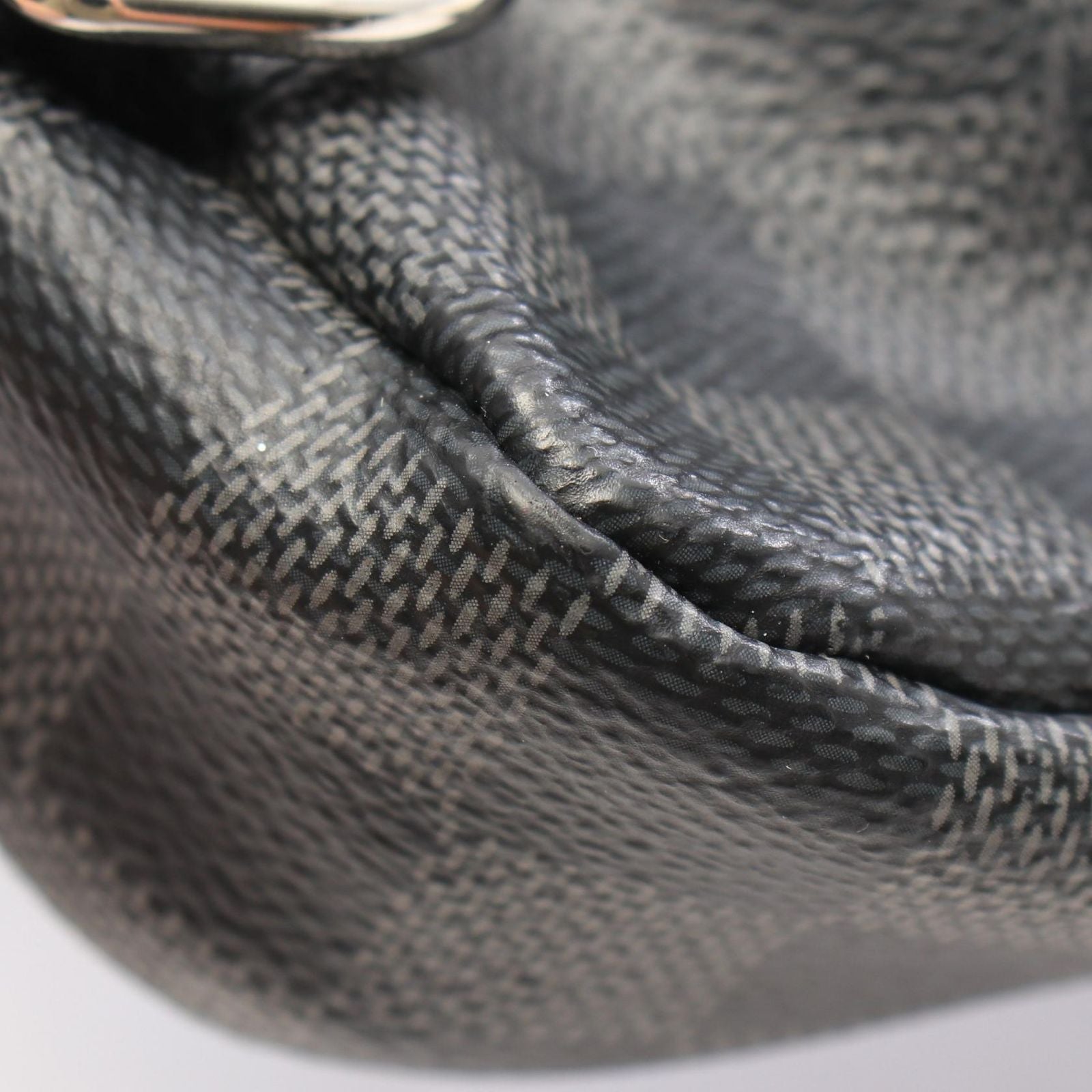 Louis Vuitton Waist Bag Avenue Damier Graphite Leather — view 8
