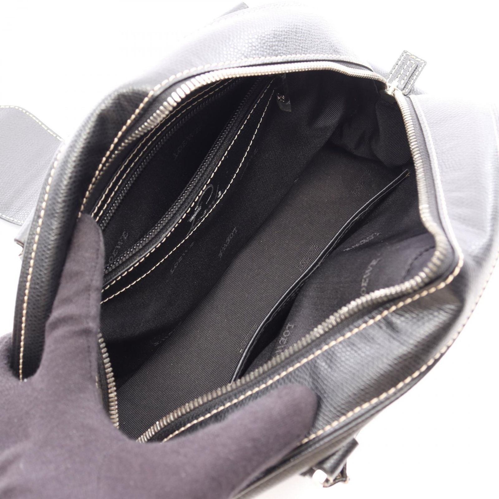 Loewe Handbag Senda Black Leather — view 3