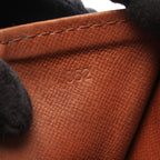 Louis Vuitton Clutch Pochette Dame GM Leather — view 5