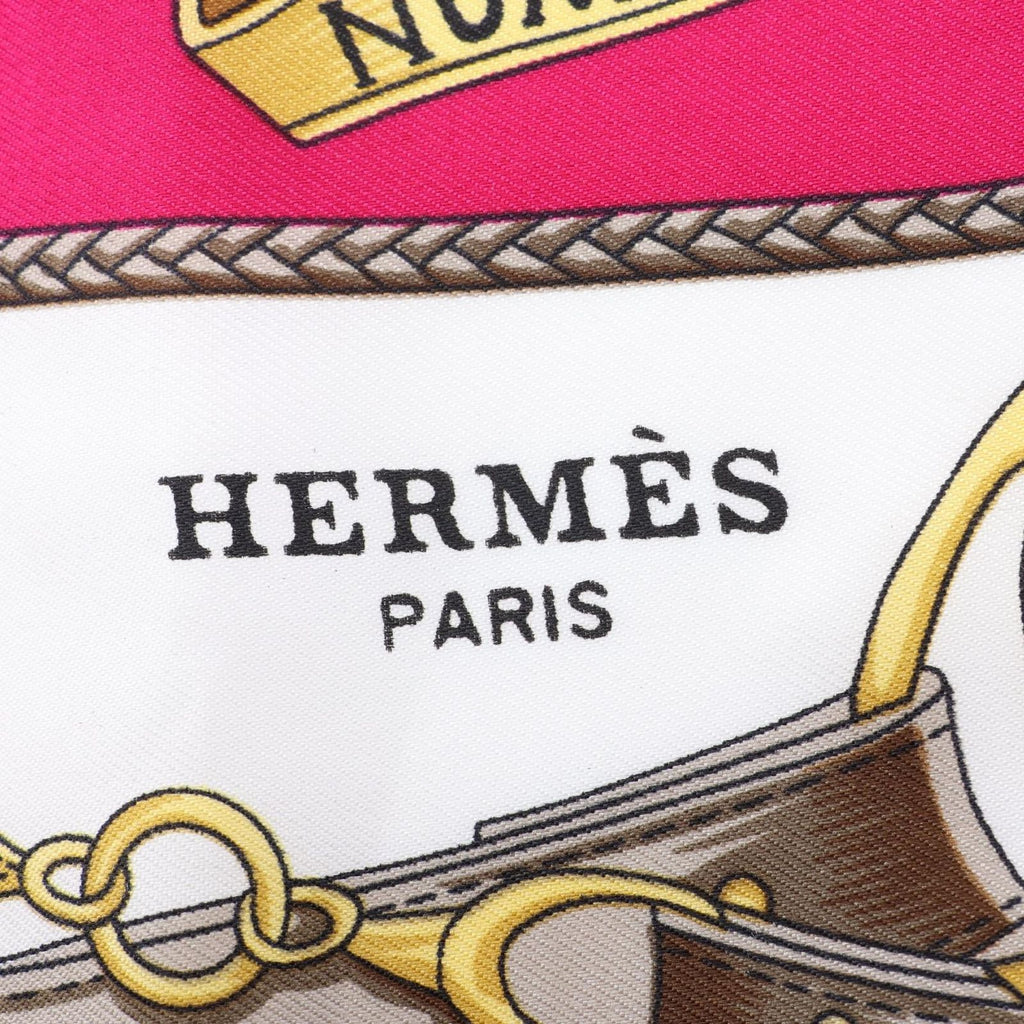 Hermes Scarf Carre 90 Numquam Concedendum Silk — view 2