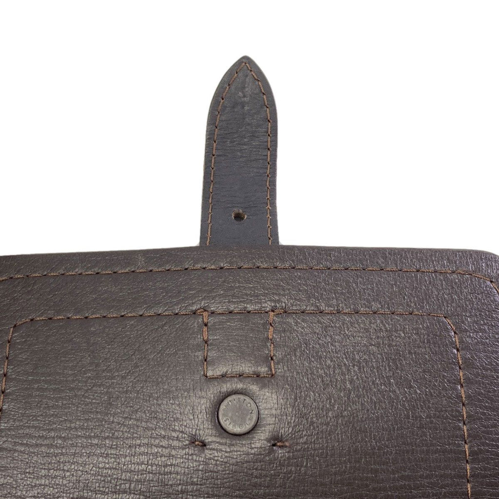 Louis Vuitton Utah Yuma Shoulder Bag Leather — view 8