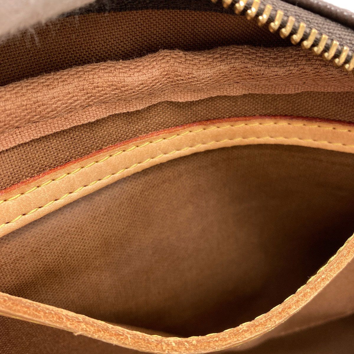 Louis Vuitton Montorgueil PM Tote Bag Monogram Canvas — view 8
