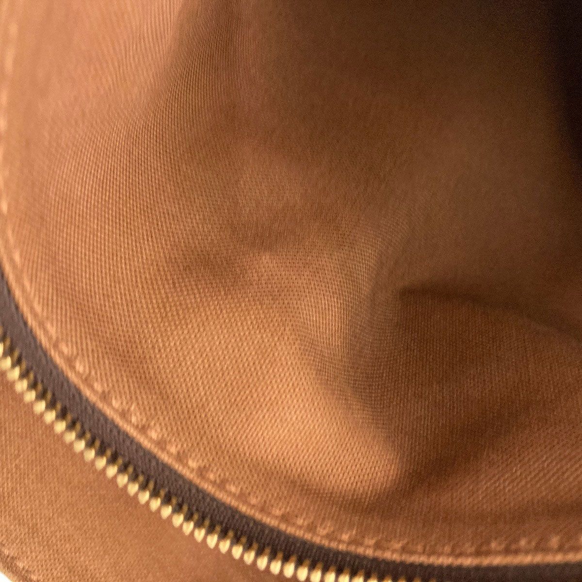 Louis Vuitton Cabas Beaubourg Tote Bag Monogram Canvas — view 8