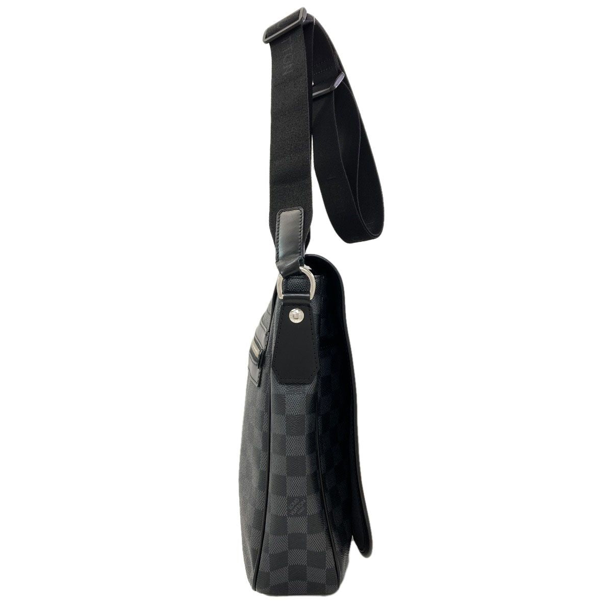 Louis Vuitton Daniel MM Shoulder Bag Damier Canvas — view 3