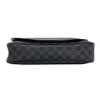 Louis Vuitton Daniel MM Shoulder Bag Damier Canvas — view 4