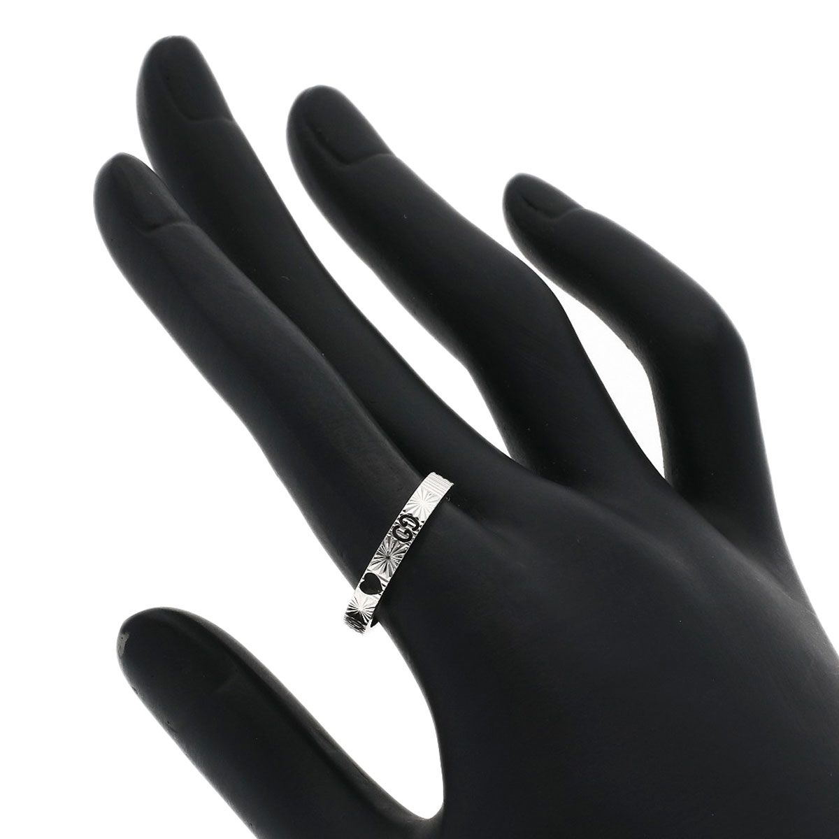 Gucci Icon Heart Diamond Ring 18k White Gold — view 7