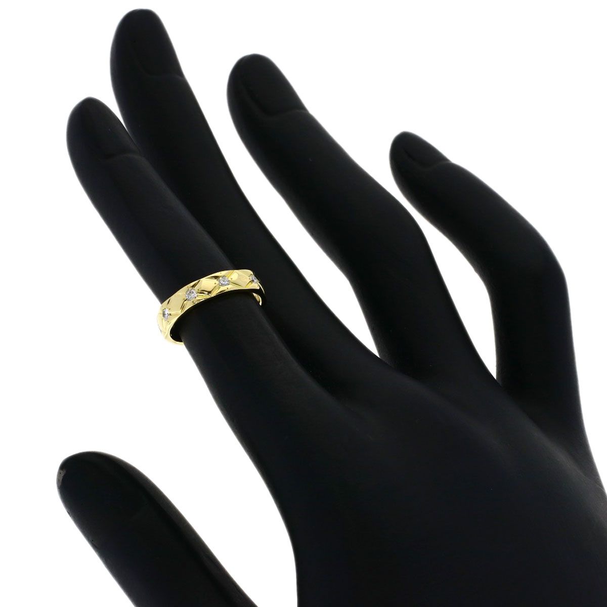 Chanel Quilted Half Eternity Diamond Ring 18k Yellow Gold — view 6
